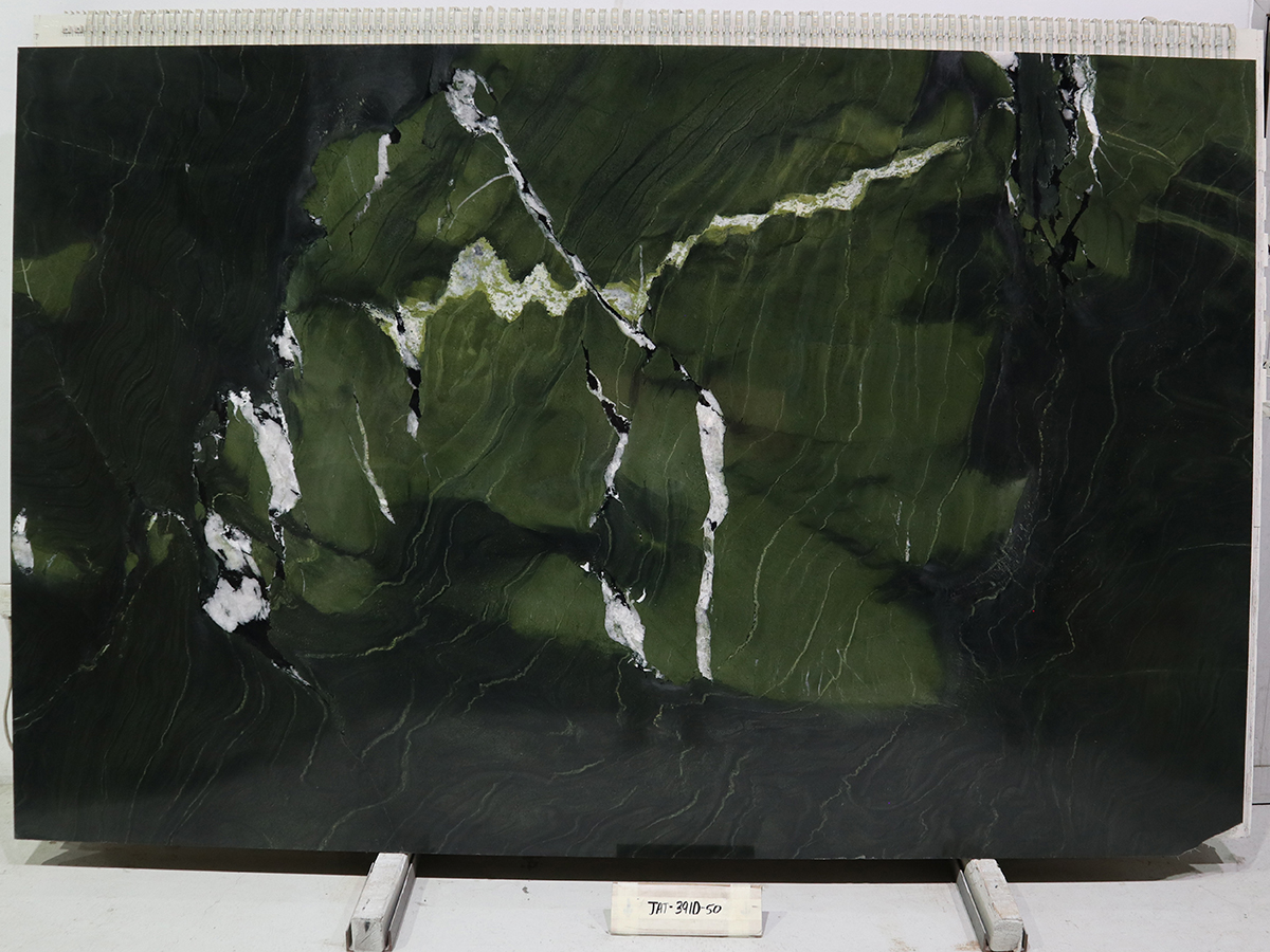 Avocatus Quartzite